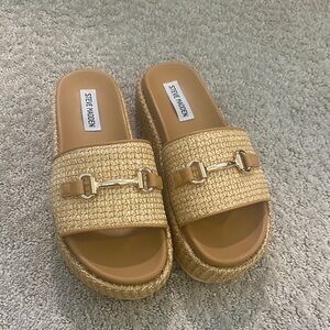 Steve Madden Women's Gold Woven Mules